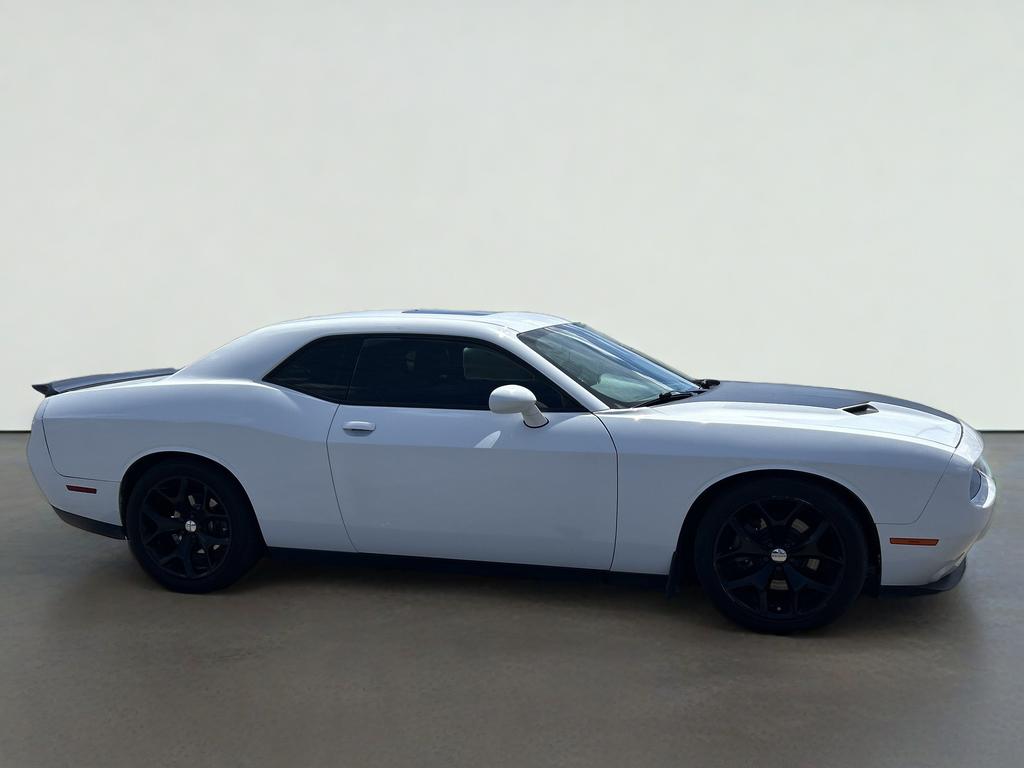 2015 Dodge Challenger SXT Plus