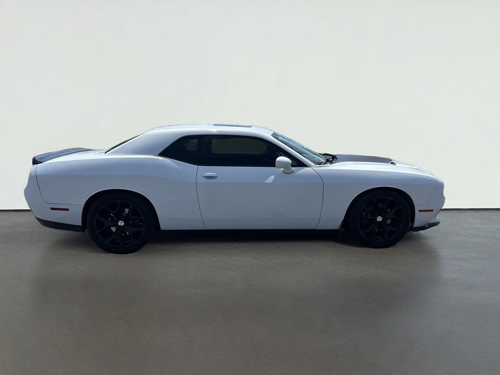 2015 Dodge Challenger SXT Plus
