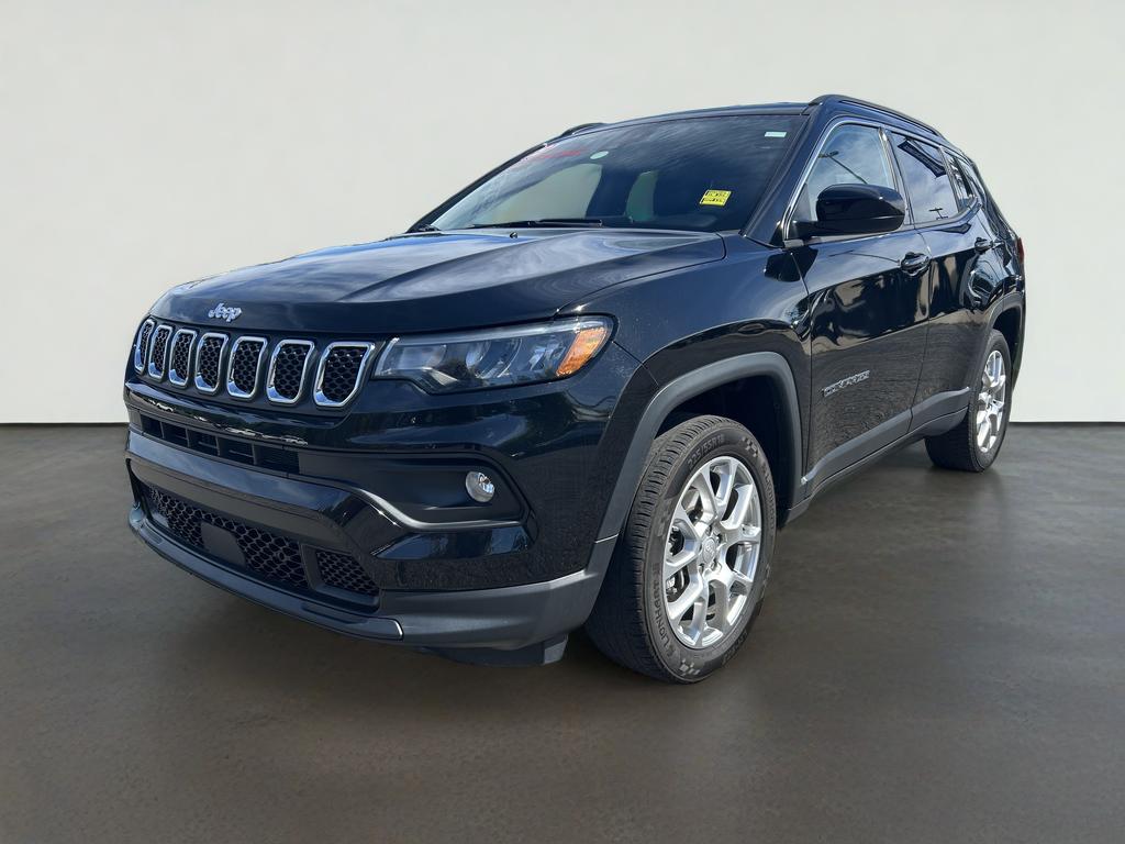 2023 Jeep Compass Latitude Lux FWD