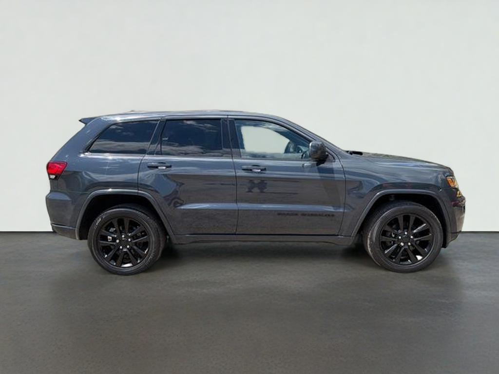 2017 Jeep Grand Cherokee Altitude