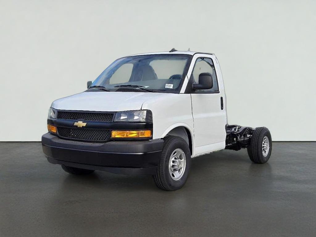 2020 Chevrolet Express 3500 Work Van Cutaway