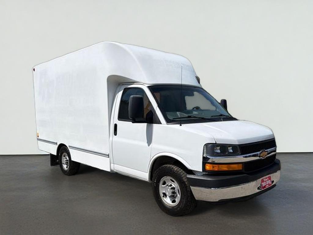 2020 Chevrolet Express 3500 Work Van Cutaway