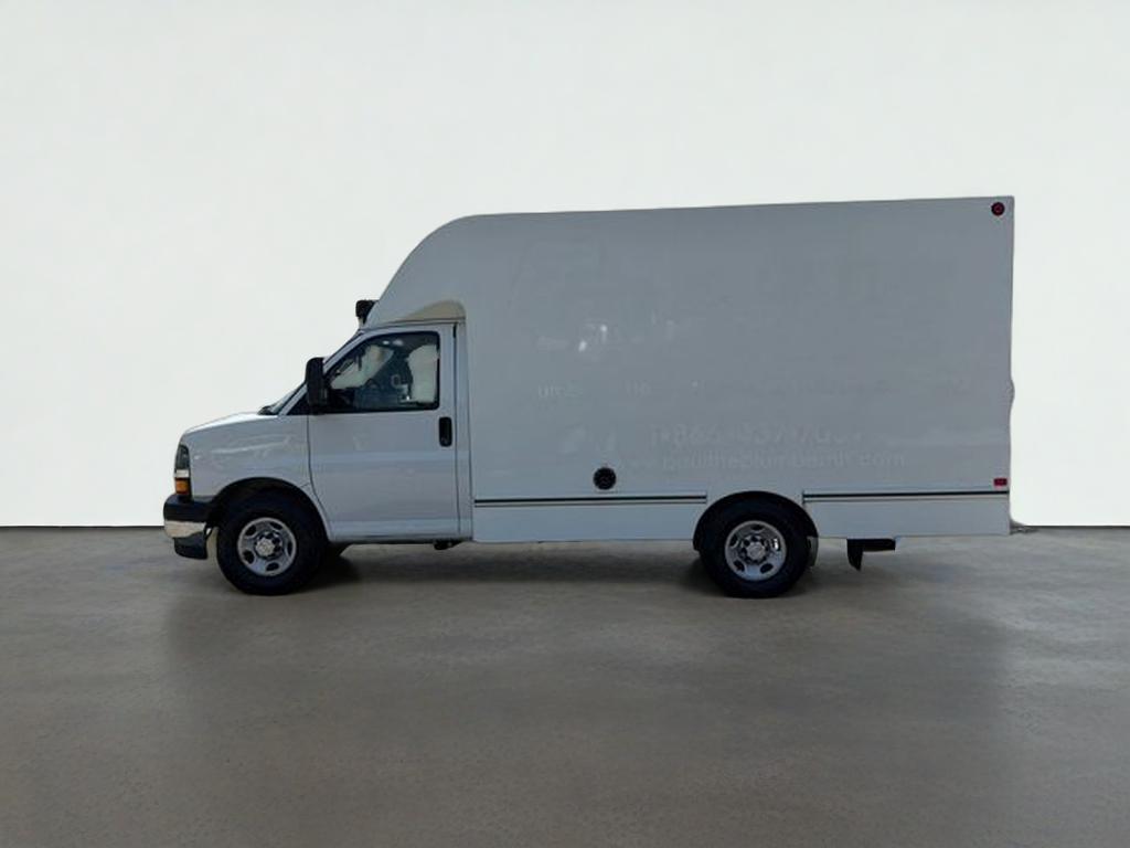 2020 Chevrolet Express 3500 Work Van Cutaway