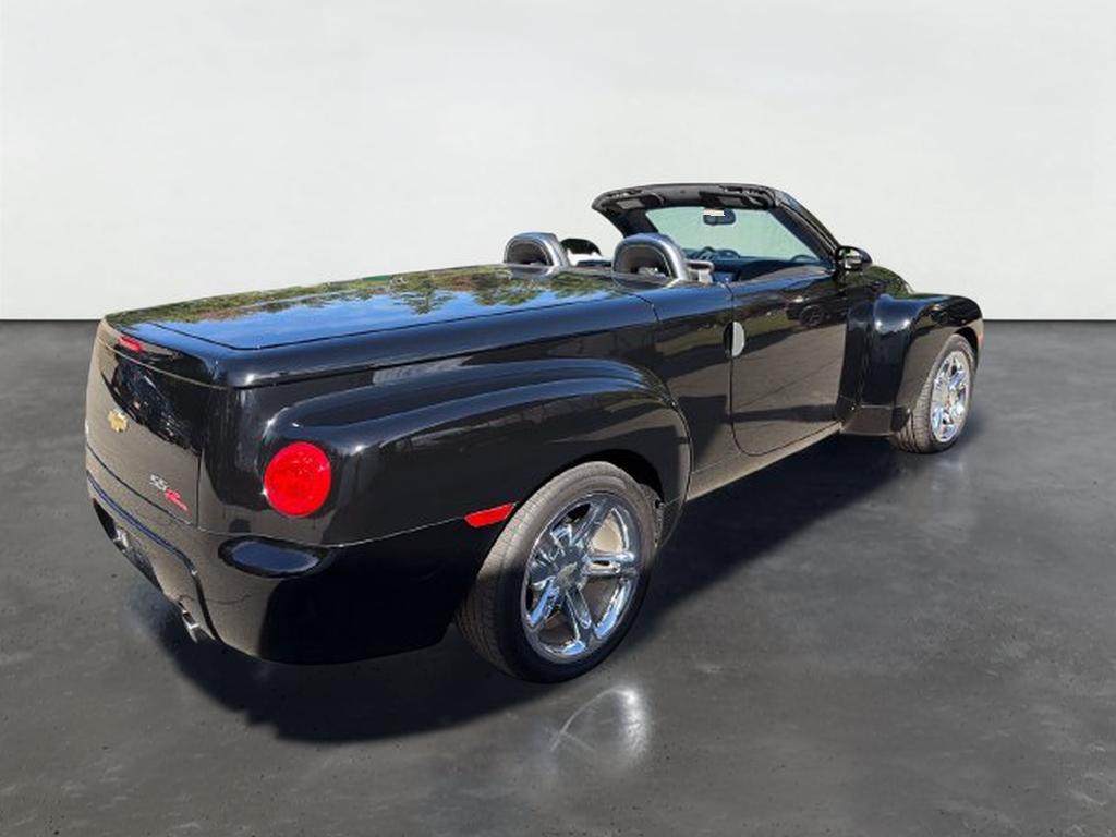 2006 Chevrolet SSR Base