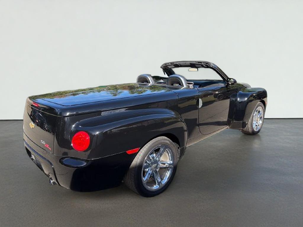 2006 Chevrolet SSR Base