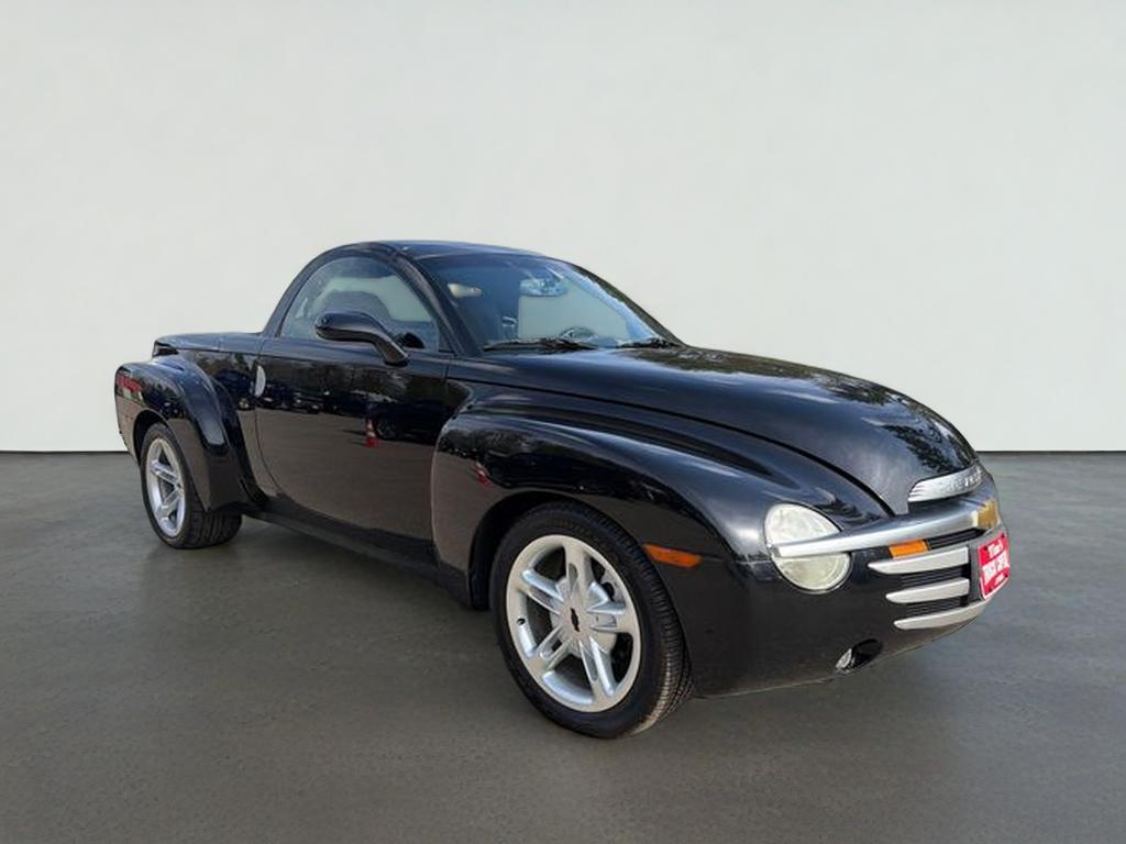 2004 Chevrolet SSR Base