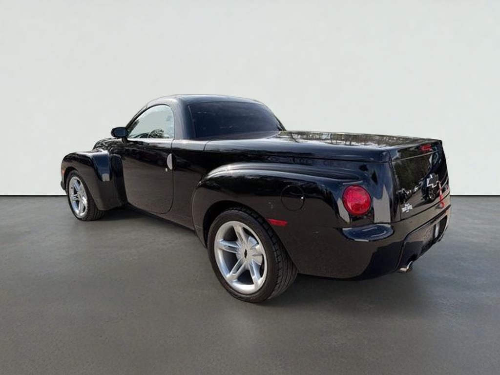 2004 Chevrolet SSR Base
