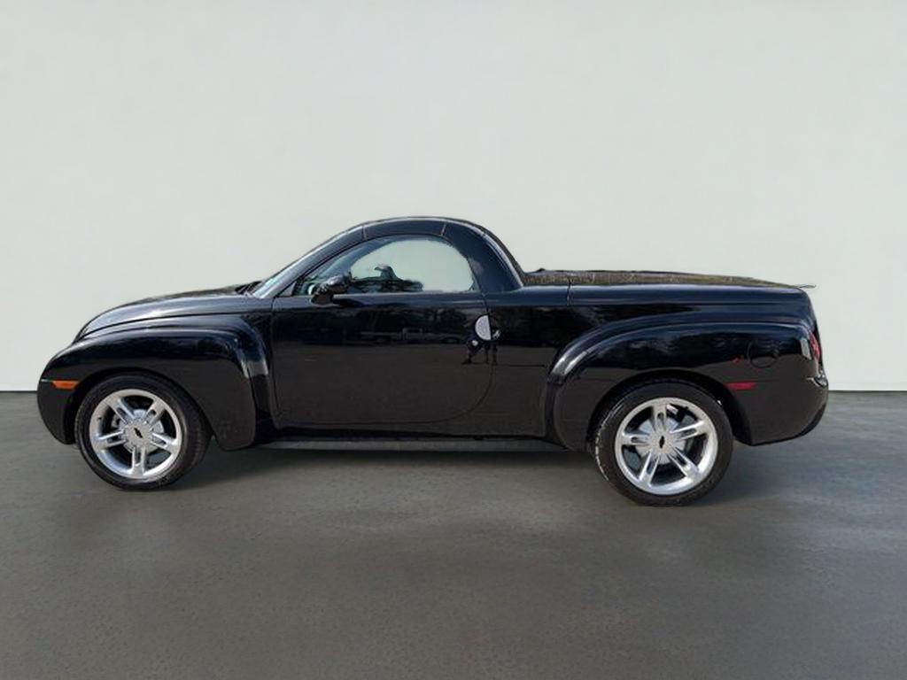 2004 Chevrolet SSR Base