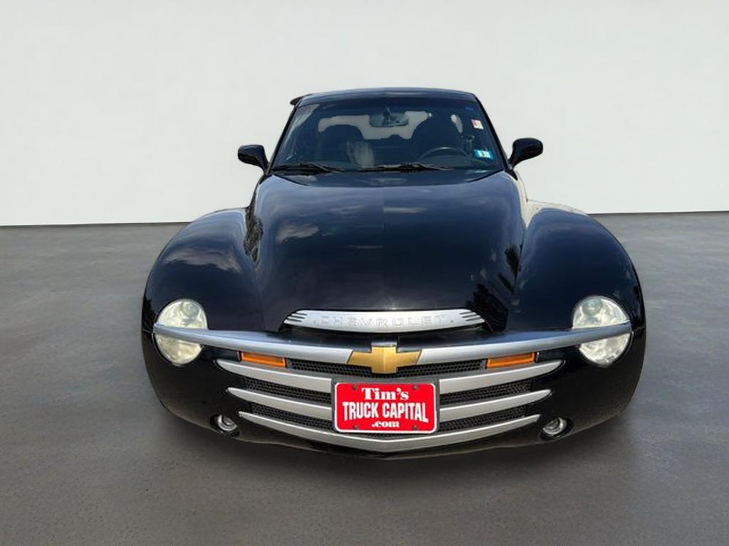 2004 Chevrolet SSR Base