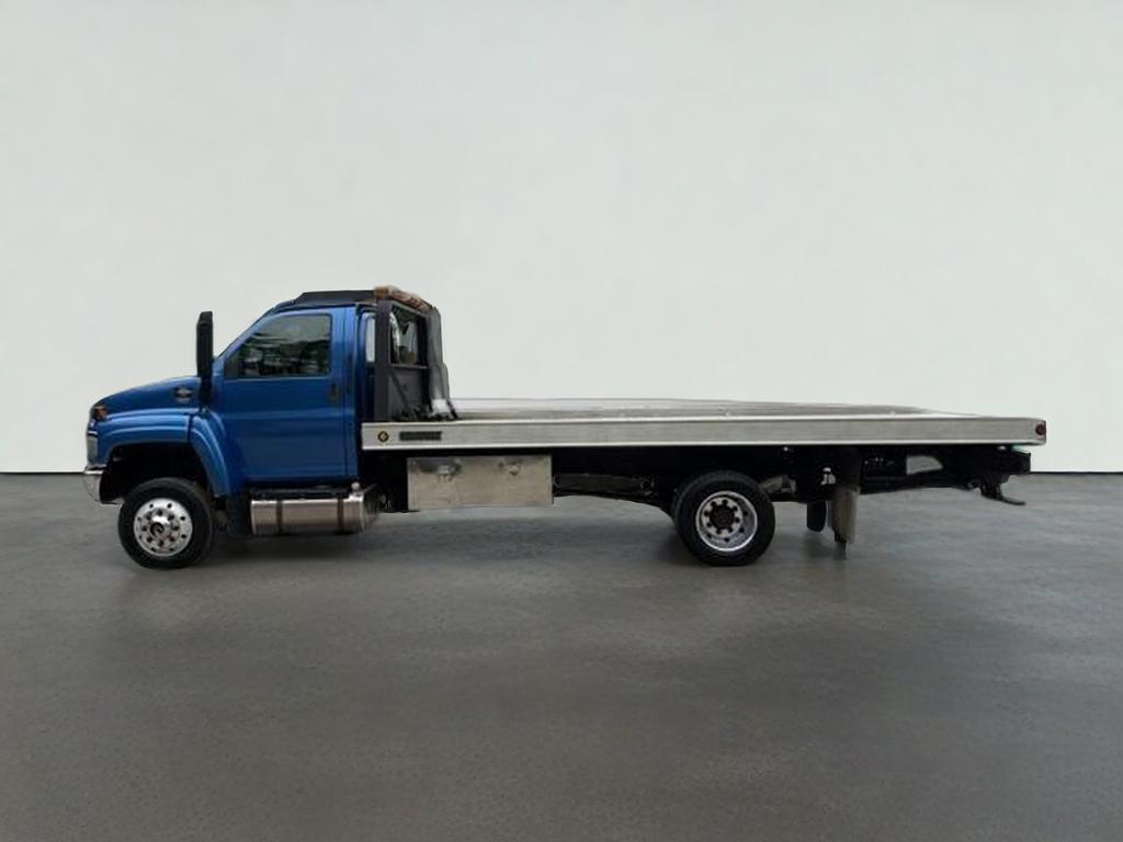 2009 GMC C5500 Ramp truck