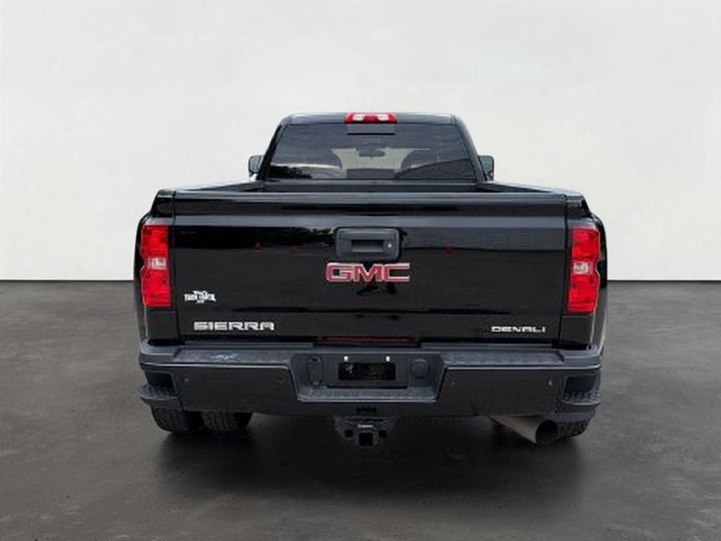 2018 GMC Sierra 3500HD Denali