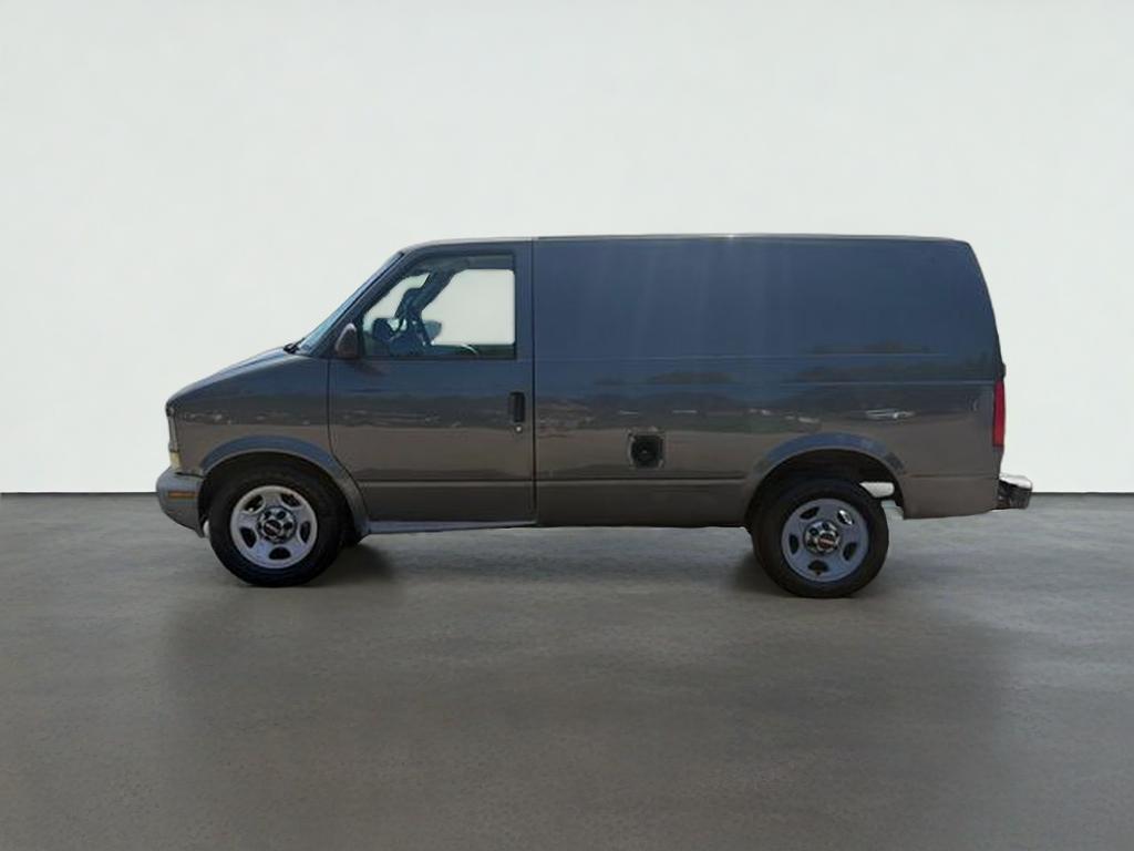 2005 GMC Safari Base