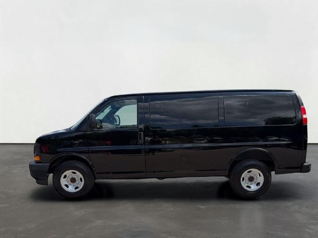 2017 GMC Savana 2500 Work Van