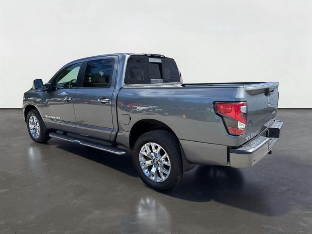 2020 Nissan Titan SL