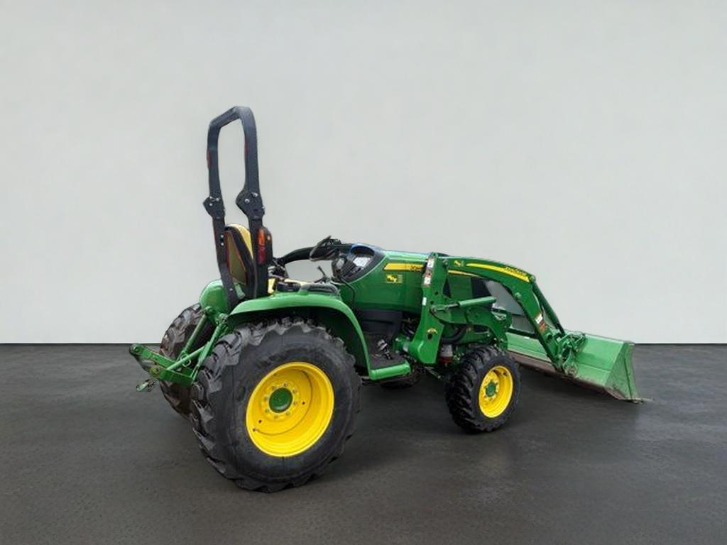 2016 John Deere 3033R 3 SERIES