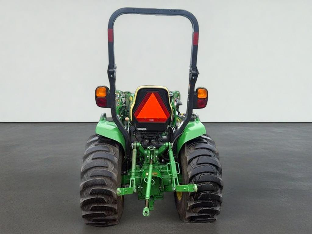 2016 John Deere 3033R 3 SERIES