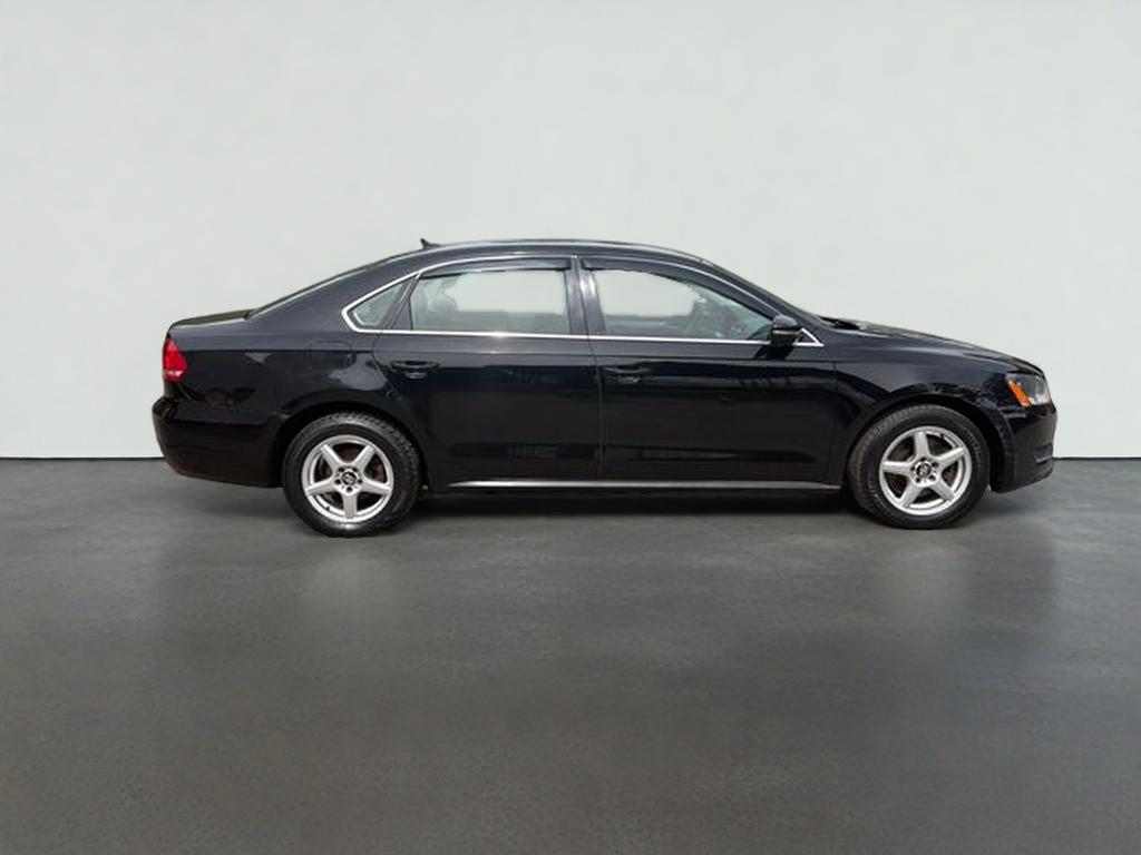 2012 Volkswagen Passat 2.5 SE