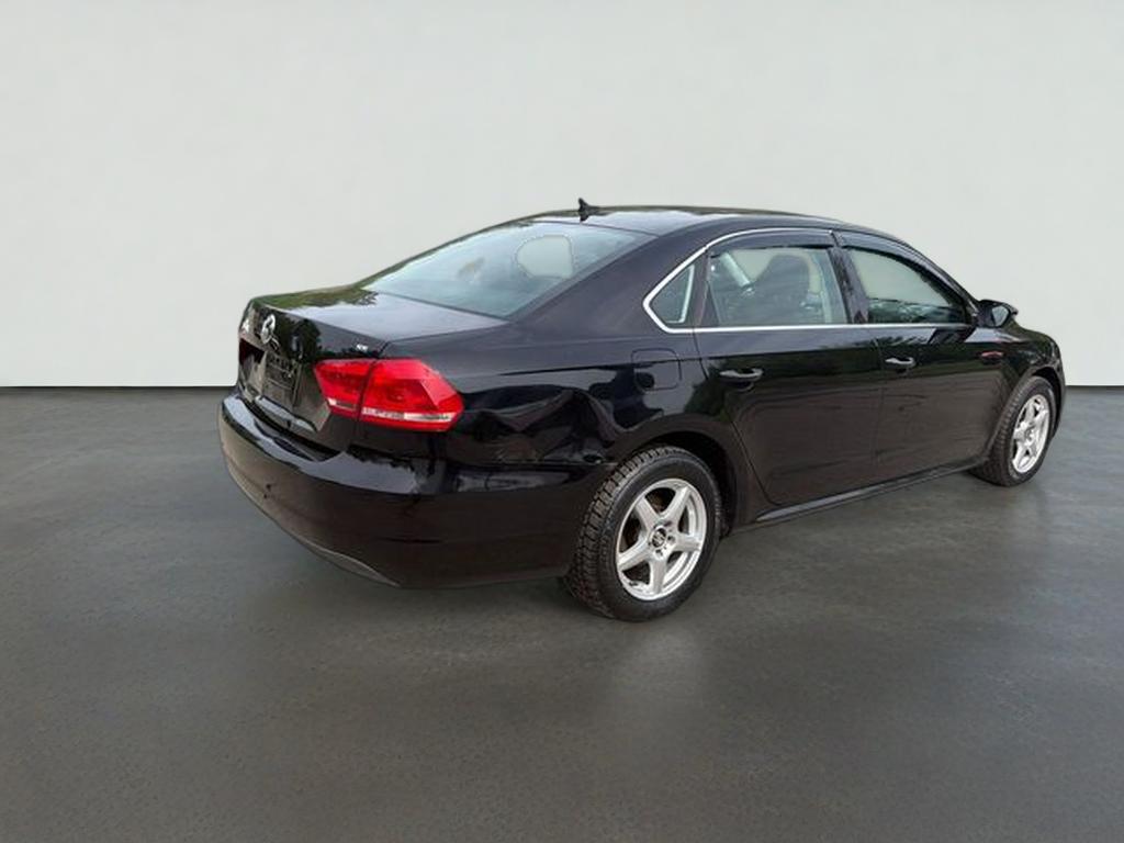 2012 Volkswagen Passat 2.5 SE
