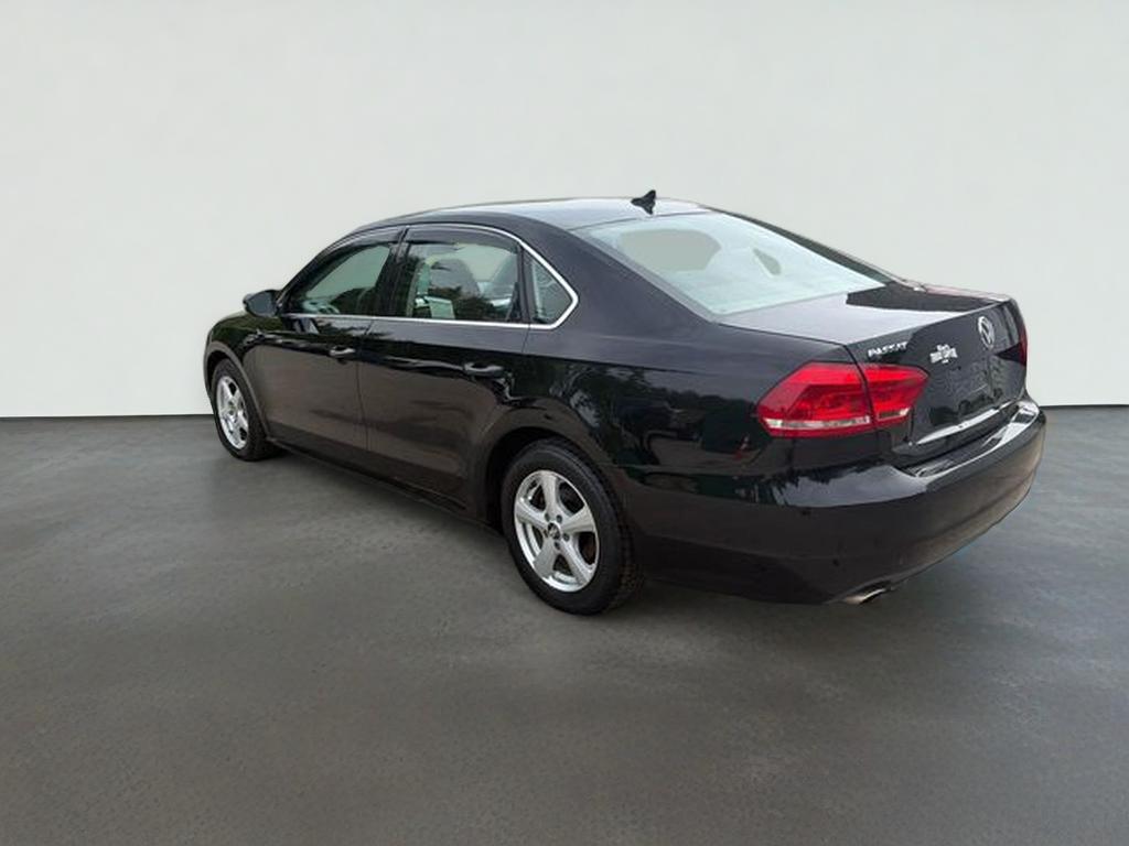 2012 Volkswagen Passat 2.5 SE