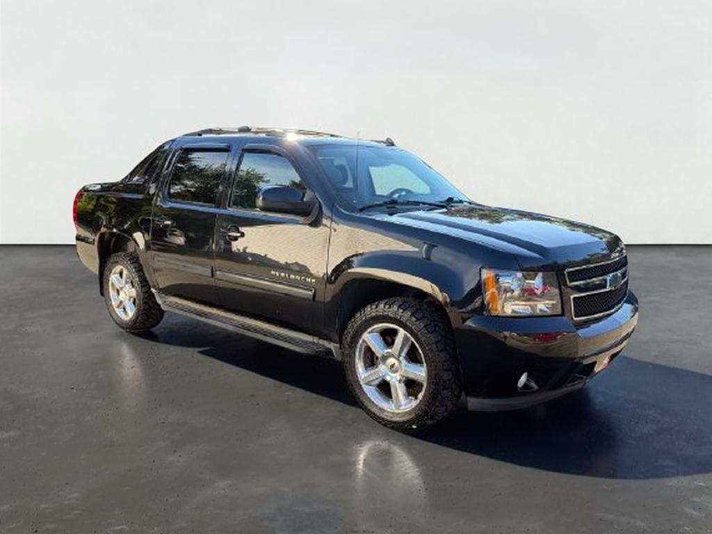 2013 Chevrolet Avalanche 1500 LS