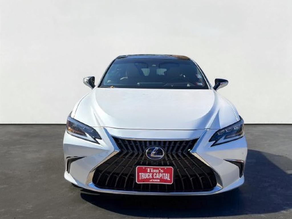 2021 Lexus ES 300h Ultra Luxury