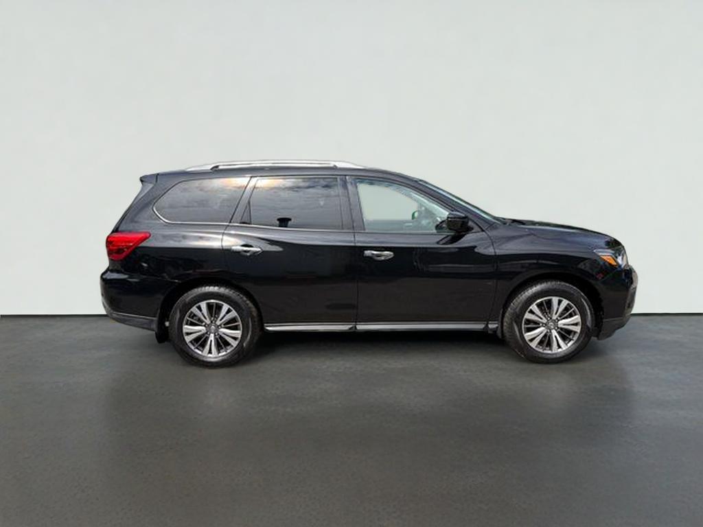 2020 Nissan Pathfinder S