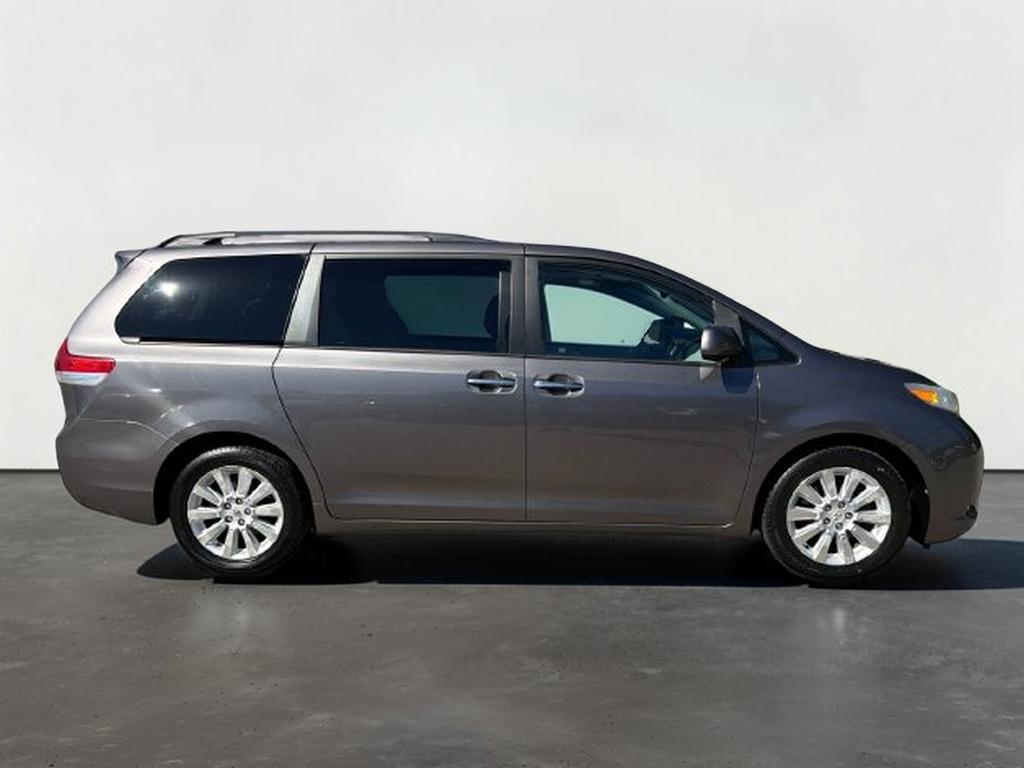 2011 Toyota Sienna Limited