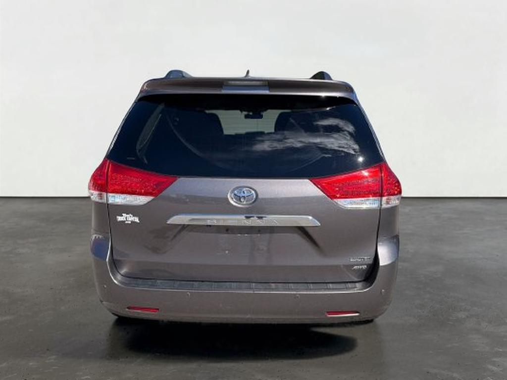 2011 Toyota Sienna Limited