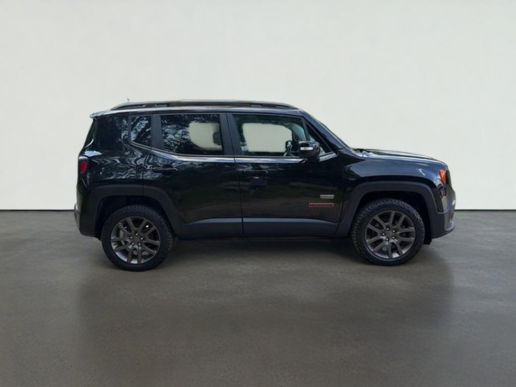 2016 Jeep Renegade Latitude 75th Anniversary Edition