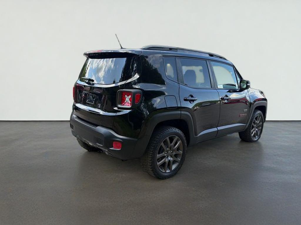 2016 Jeep Renegade Latitude 75th Anniversary Edition