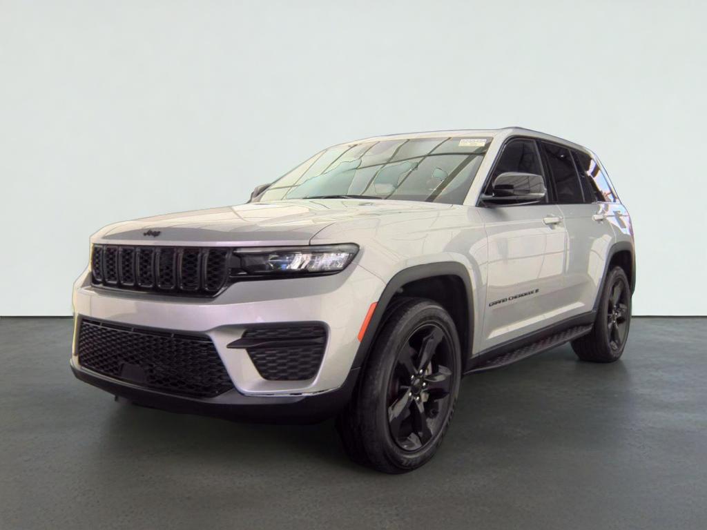2025 Jeep Grand Cherokee Altitude X 4x4