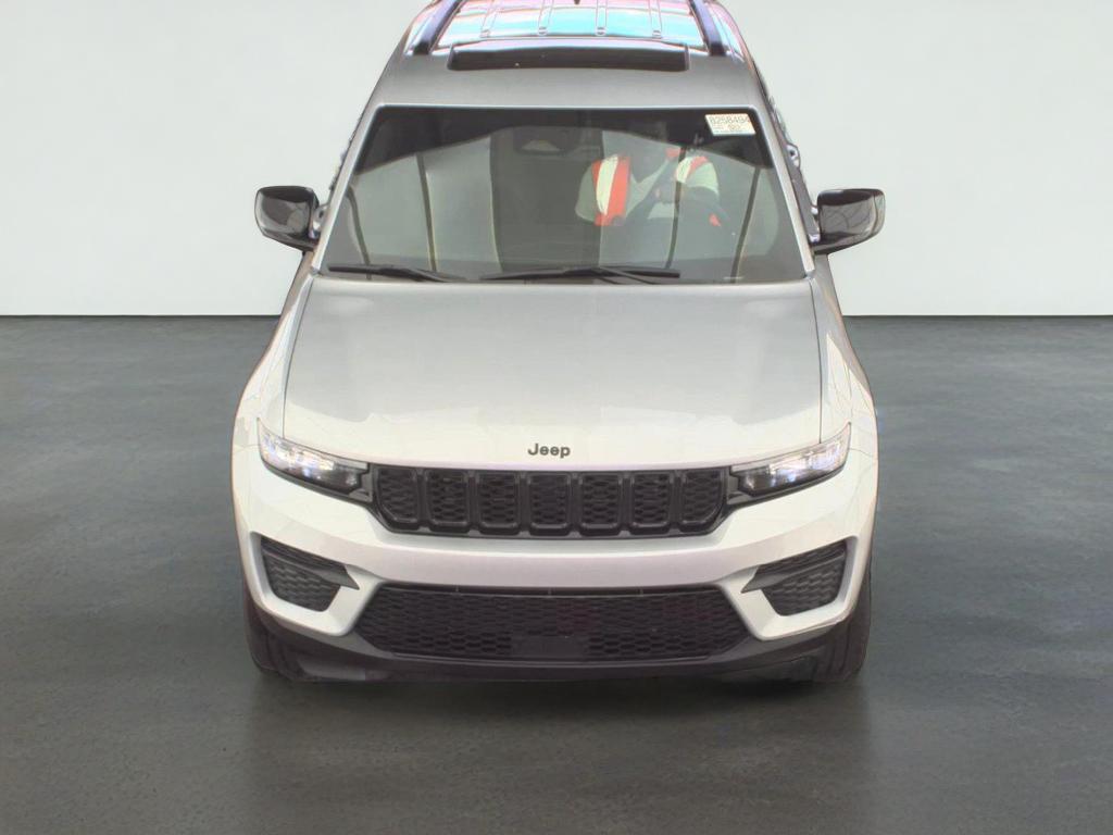 2025 Jeep Grand Cherokee Altitude X 4x4