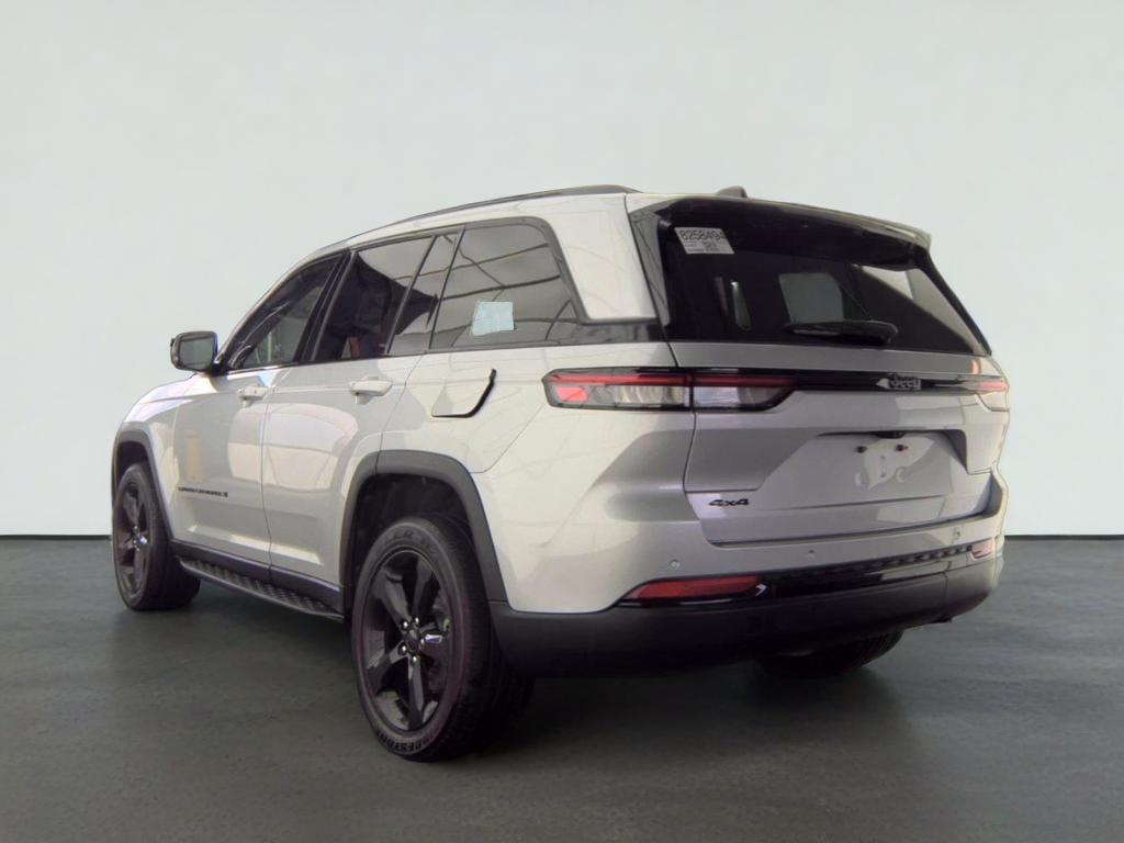 2025 Jeep Grand Cherokee Altitude X 4x4