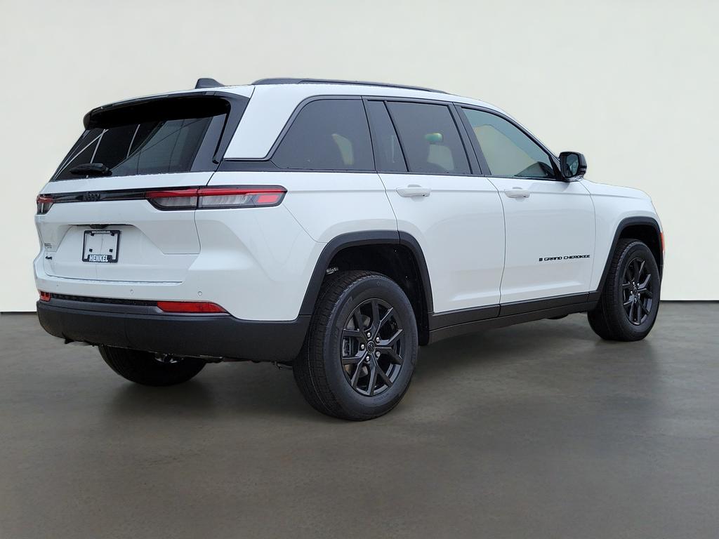 2027 Jeep Grand Cherokee GRAND CHEROKEE LAREDO ALTITUDE 4X4