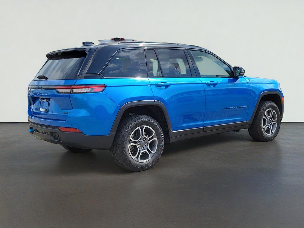 2023 Jeep Grand Cherokee 4xe Trailhawk