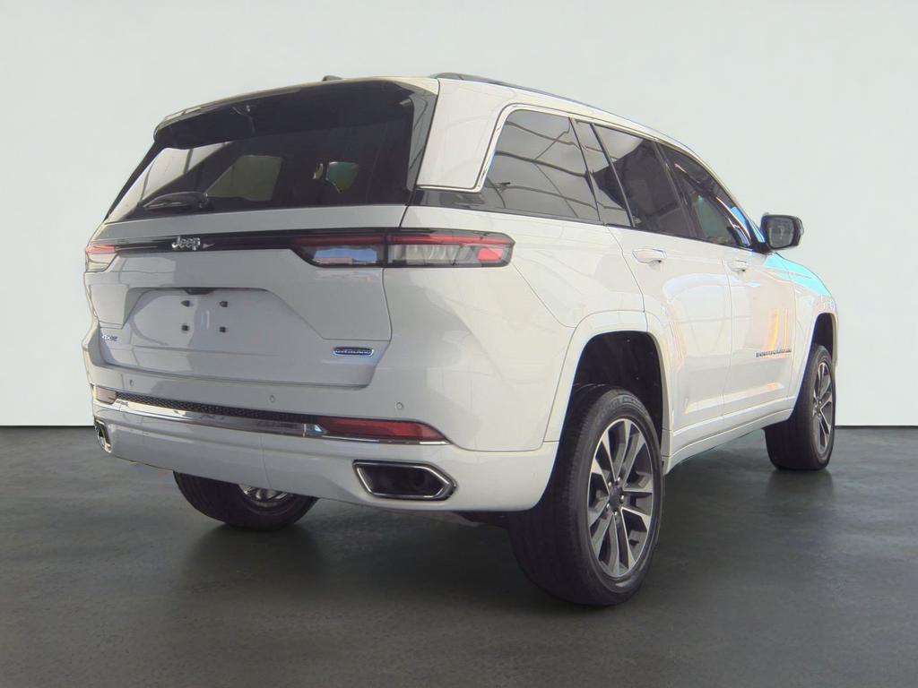 2022 Jeep Grand Cherokee 4xe Overland 4x4