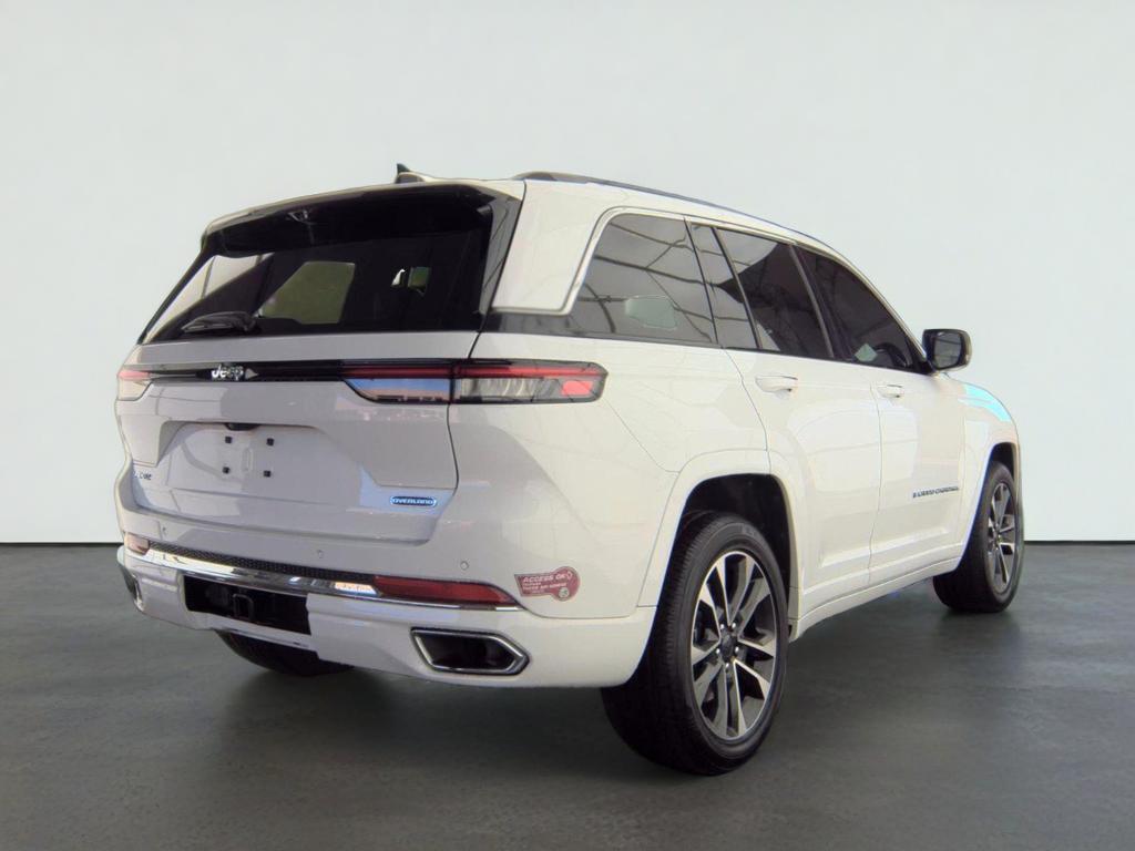 2022 Jeep Grand Cherokee 4xe Overland
