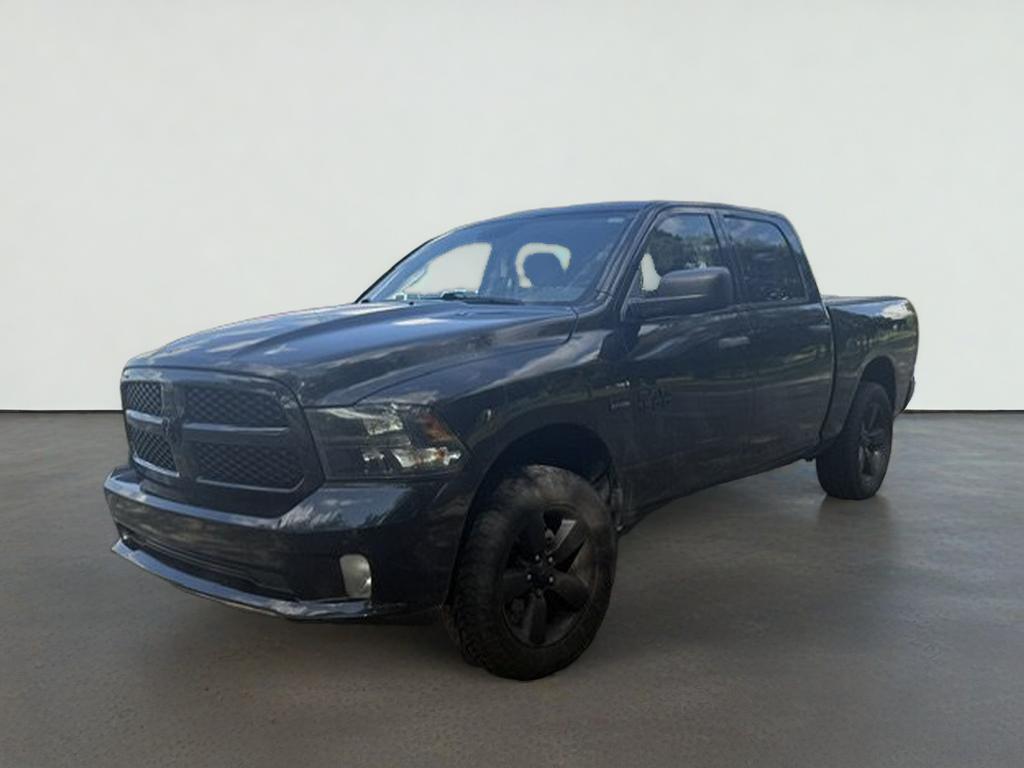 2017 RAM 1500 Express Crew Cab 4x4 5'7' Box