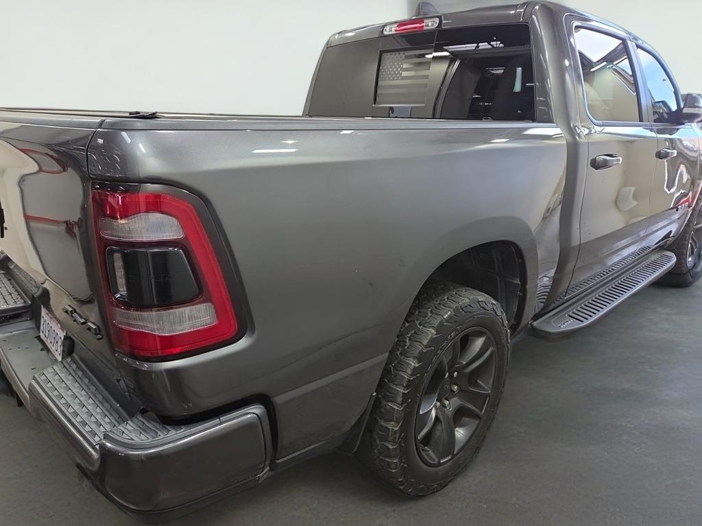 2020 RAM 1500 Big Horn Crew Cab 4x4 5'7' Box