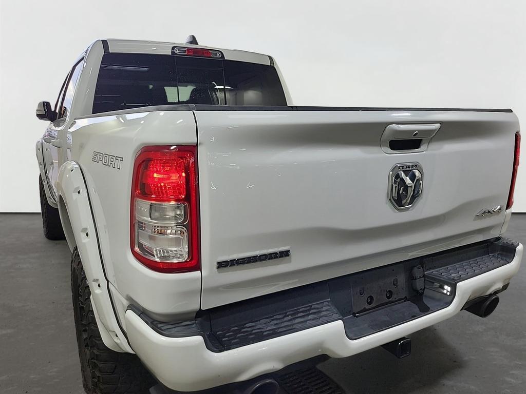 2022 RAM 1500 Big Horn Crew Cab 4x4 5'7' Box