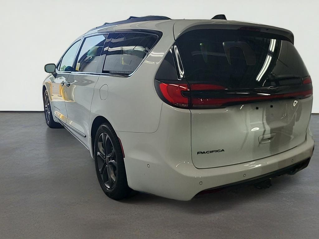 2024 Chrysler Pacifica Touring L Road Tripper