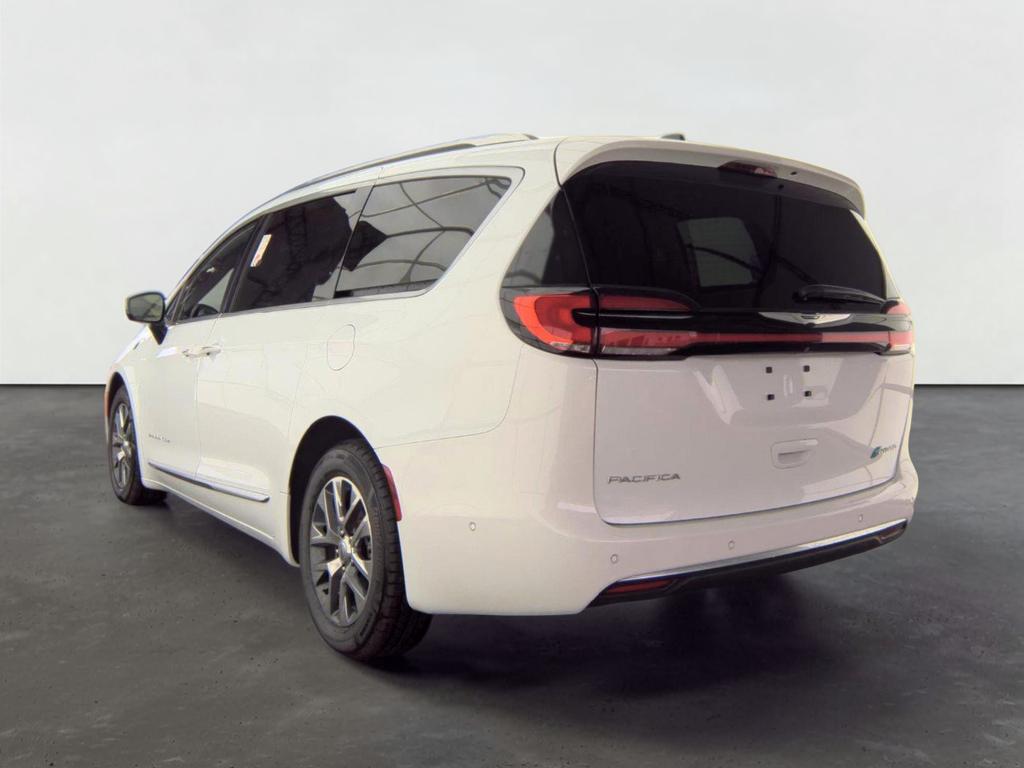 2023 Chrysler Pacifica Hybrid Pinnacle