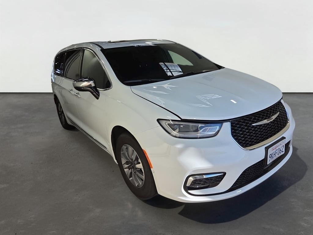 2023 Chrysler Pacifica Hybrid Limited