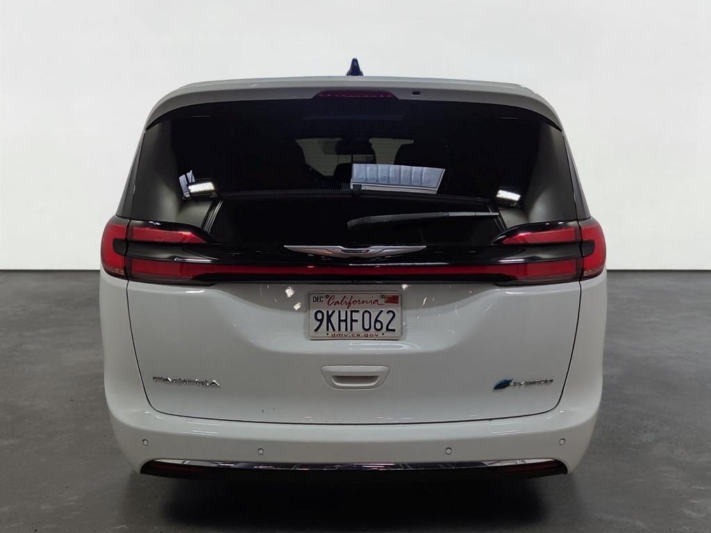2023 Chrysler Pacifica Hybrid Limited