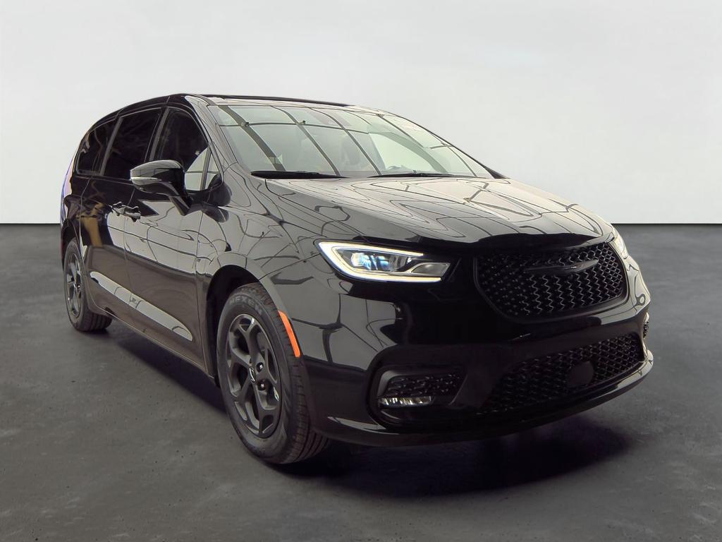 2023 Chrysler Pacifica Hybrid Limited