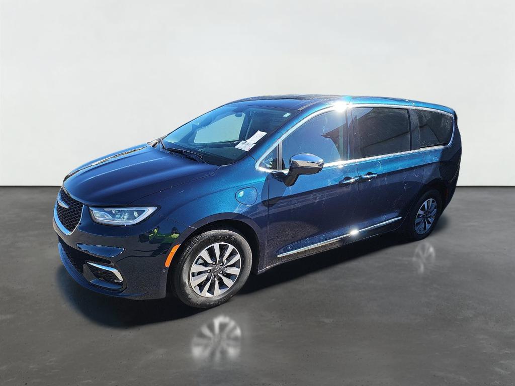 2023 Chrysler Pacifica Plug-In Hybrid Limited