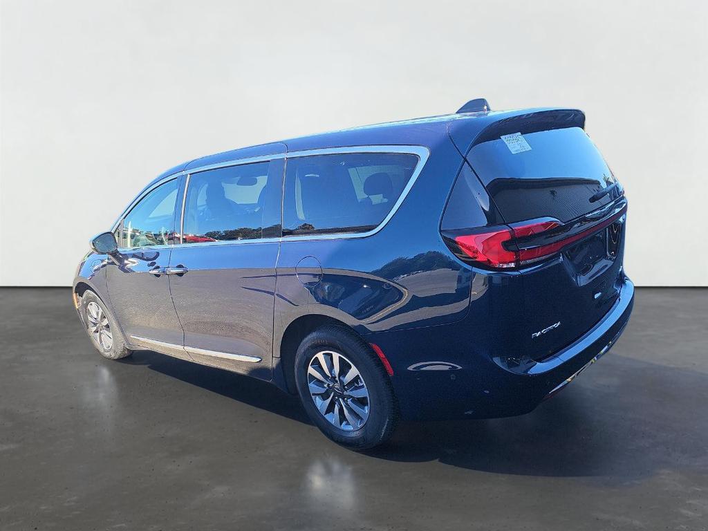 2023 Chrysler Pacifica Plug-In Hybrid Limited