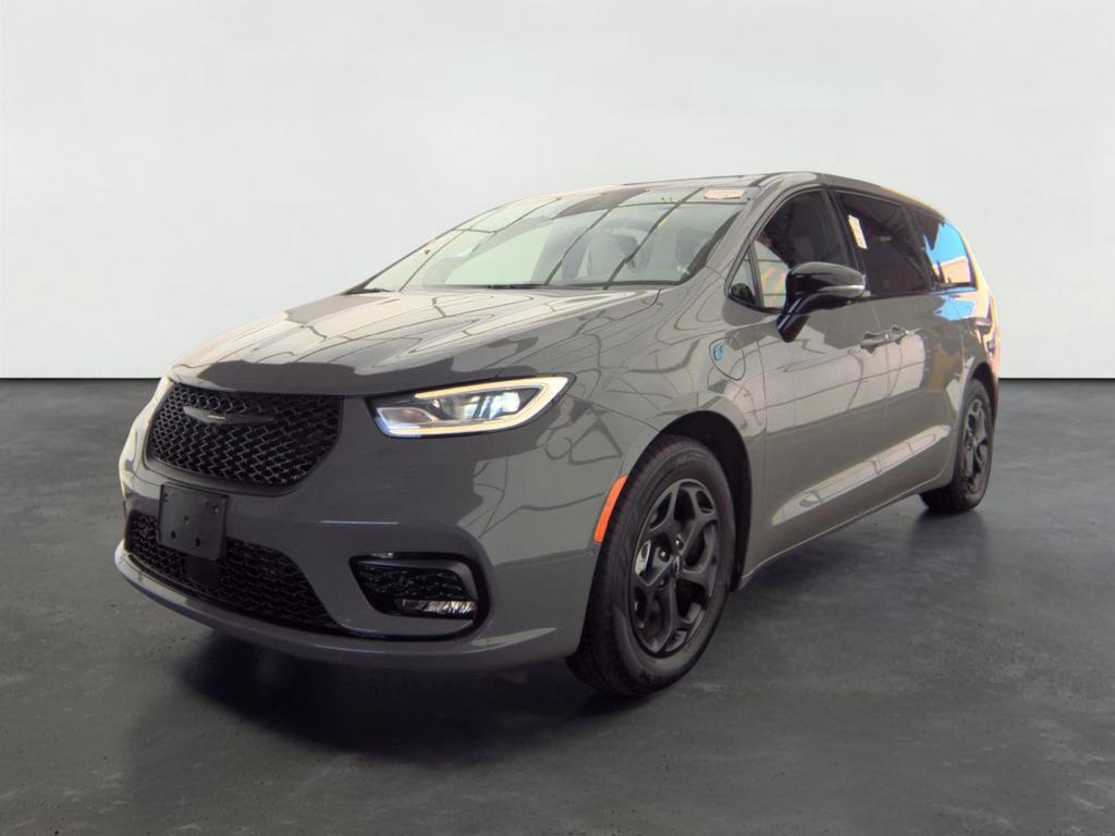 2023 Chrysler Pacifica Plug-In Hybrid Limited S