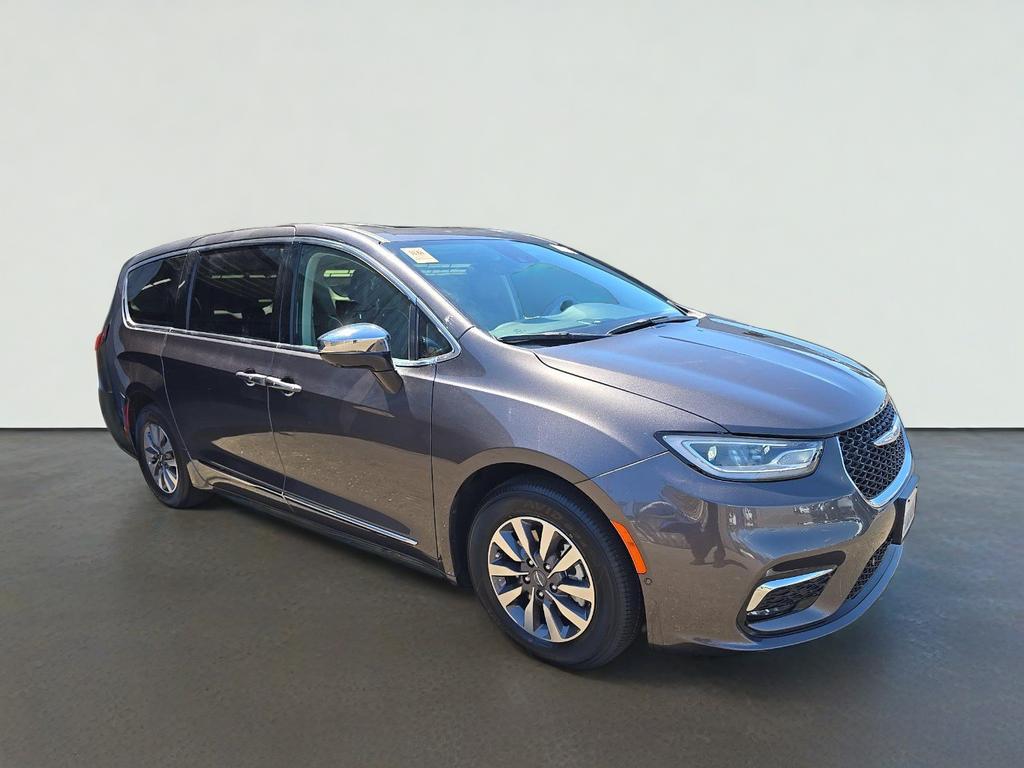 2023 Chrysler Pacifica Hybrid Limited