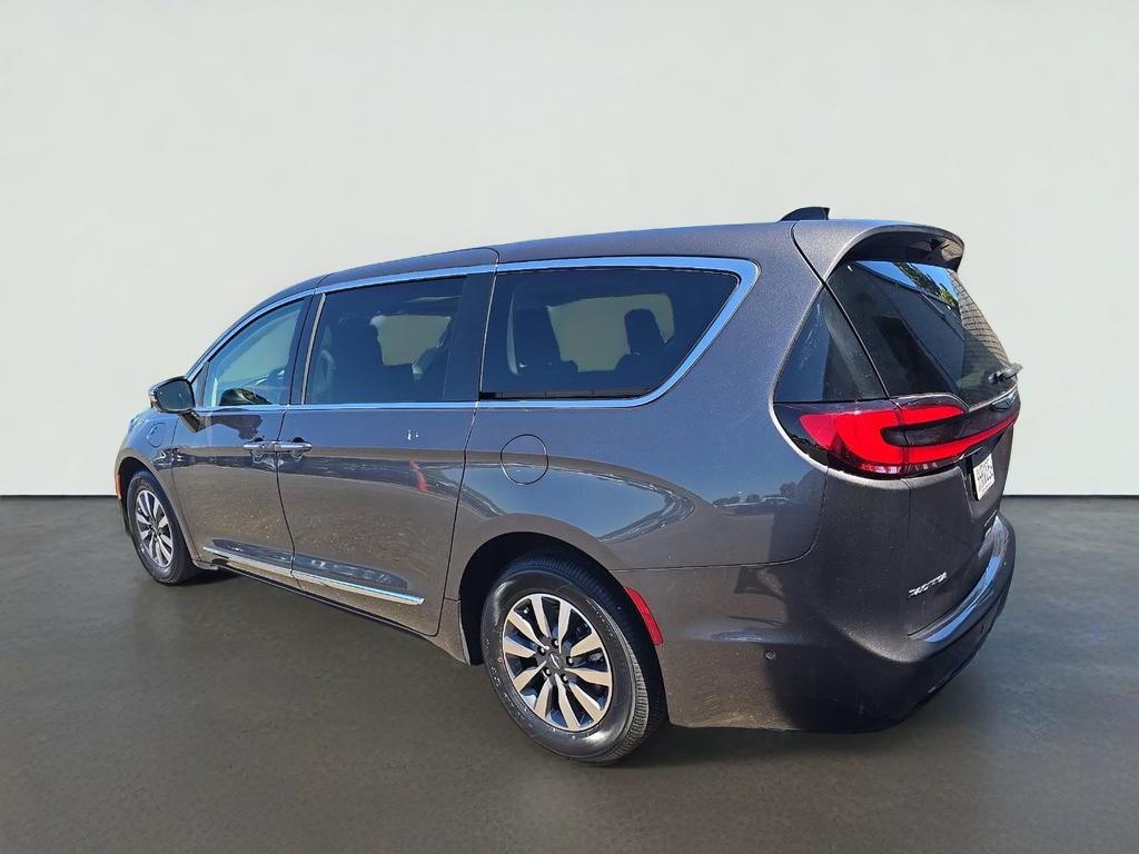 2023 Chrysler Pacifica Hybrid Limited